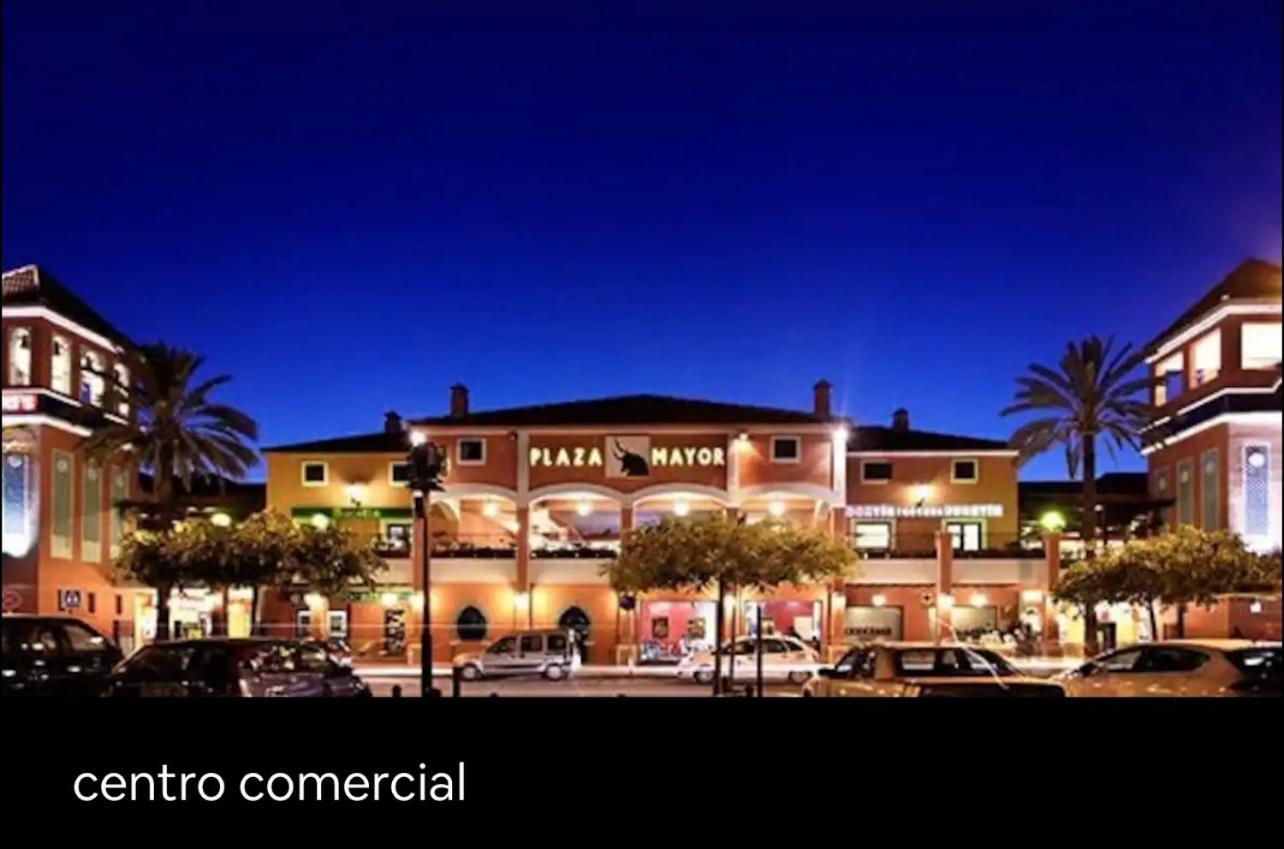 Espectacular Apartamento Junto Al Mar, Con Piscina En مالقة المظهر الخارجي الصورة